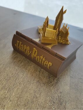 Source Unknown Brown and Gold Harry Potter Decorative Book Shelf Accent
